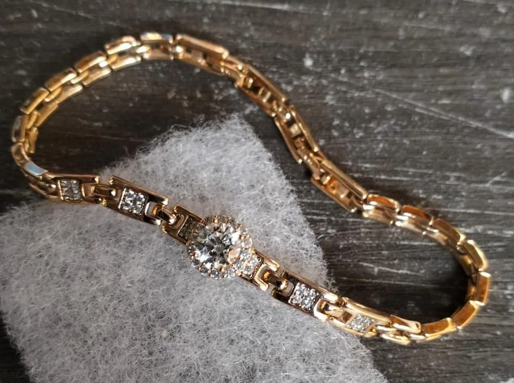 Imagen de Pulsera con Cristales de Swarovski Original | Joyería Elegante Premium